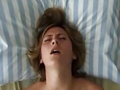 Procace film porno onlain lesbiche 69 leccare figa all'aperto